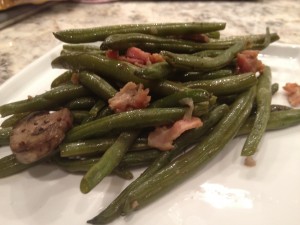Fresh green beans with bacon